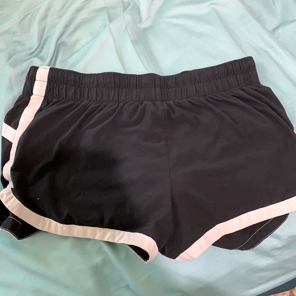 Gap black with white stripes shorts